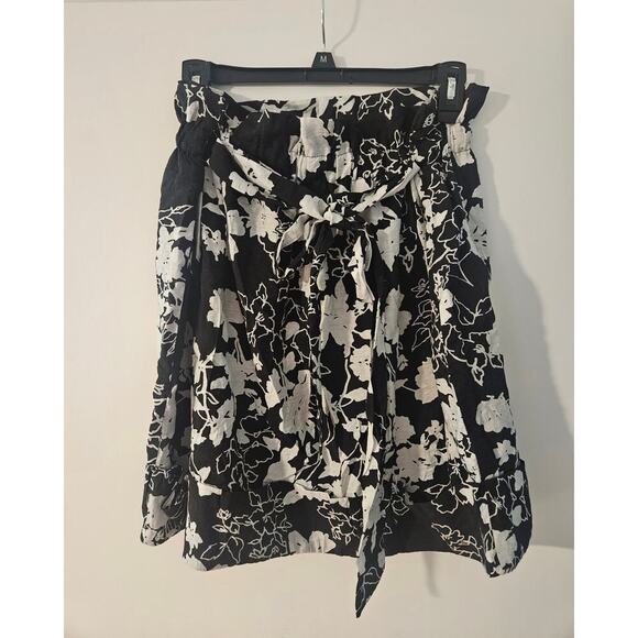 Lipis Dresses & Skirts - Women's Lapis Floral Dress Skirt Wrap In Size Medium